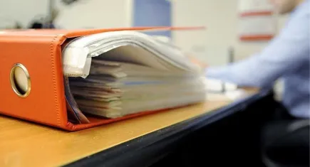 Sarıyer'deki 480 milyon lira değerindeki 2 villanın usulsüz olarak "İmamoğlu İnşaat" şirketine devredildiği iddiası