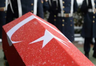 Türkiye şehitlerine ağlıyor: Baba ocaklarına acı haberler ulaştı