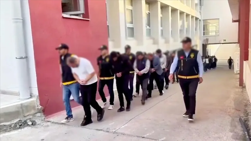 23 ilde dolandırıcılık operasyonu: 25 şüpheli tutuklandı haberinin görseli