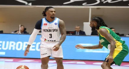 Aliağa Petkimspor'dan AEK'ya 43 sayı fark