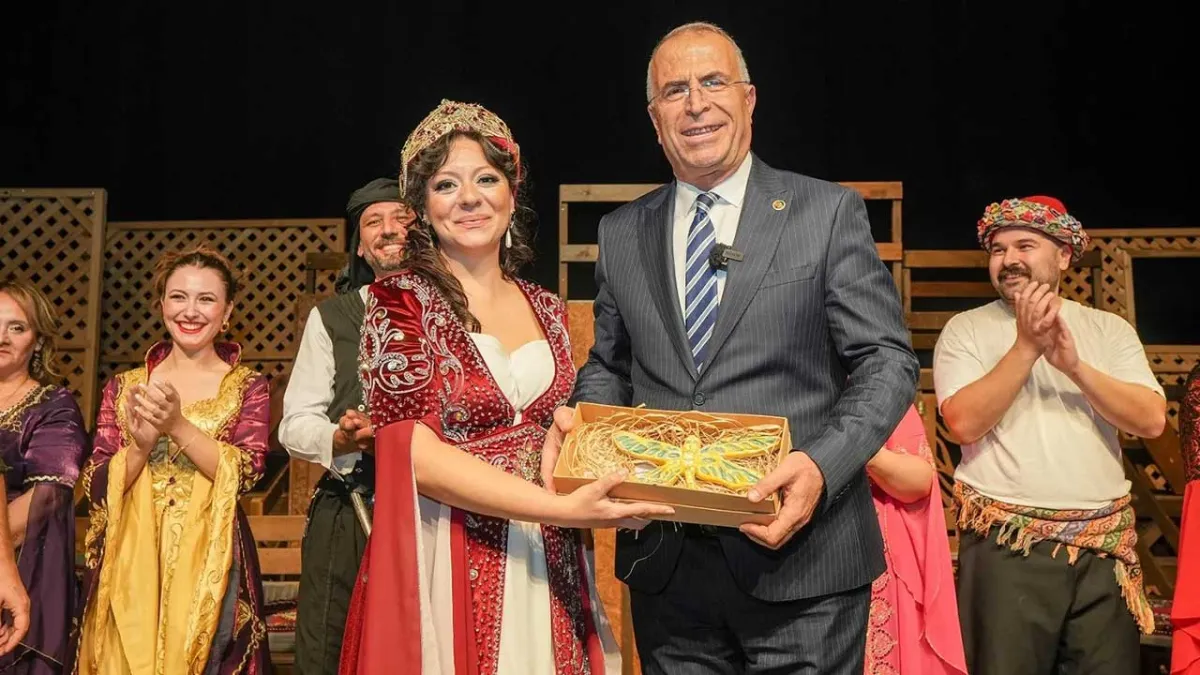 Gaziemir’de ‘7 Kocalı Hürmüz’ tekrar seyirciyle buluşuyor haberinin görseli