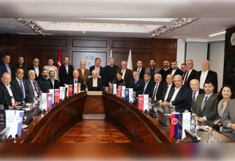 İzmir spor kulüplerinin kent ekonomisine etkisi konuşuldu