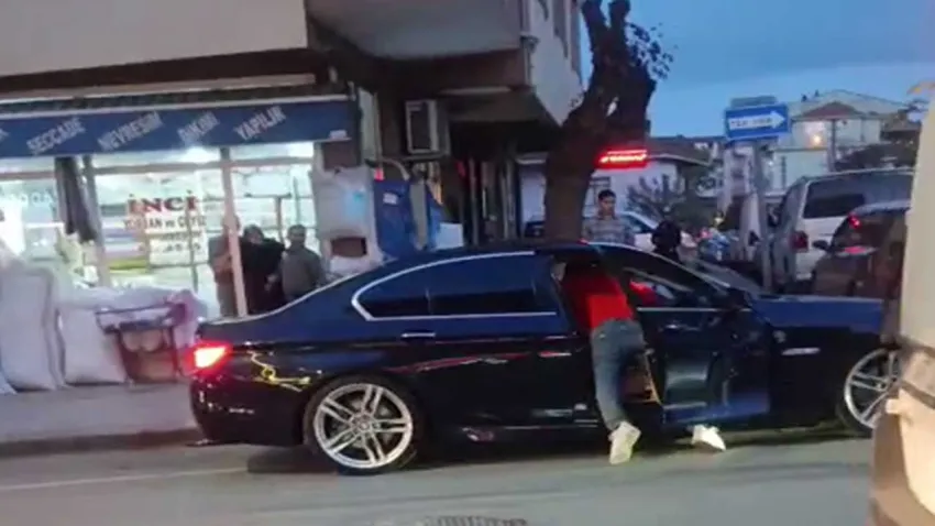 Kocaeli'nde korkunç olay: Eşiyle ilişkisi olduğunu iddia ettiği kişiyi defalarca bıçakladı