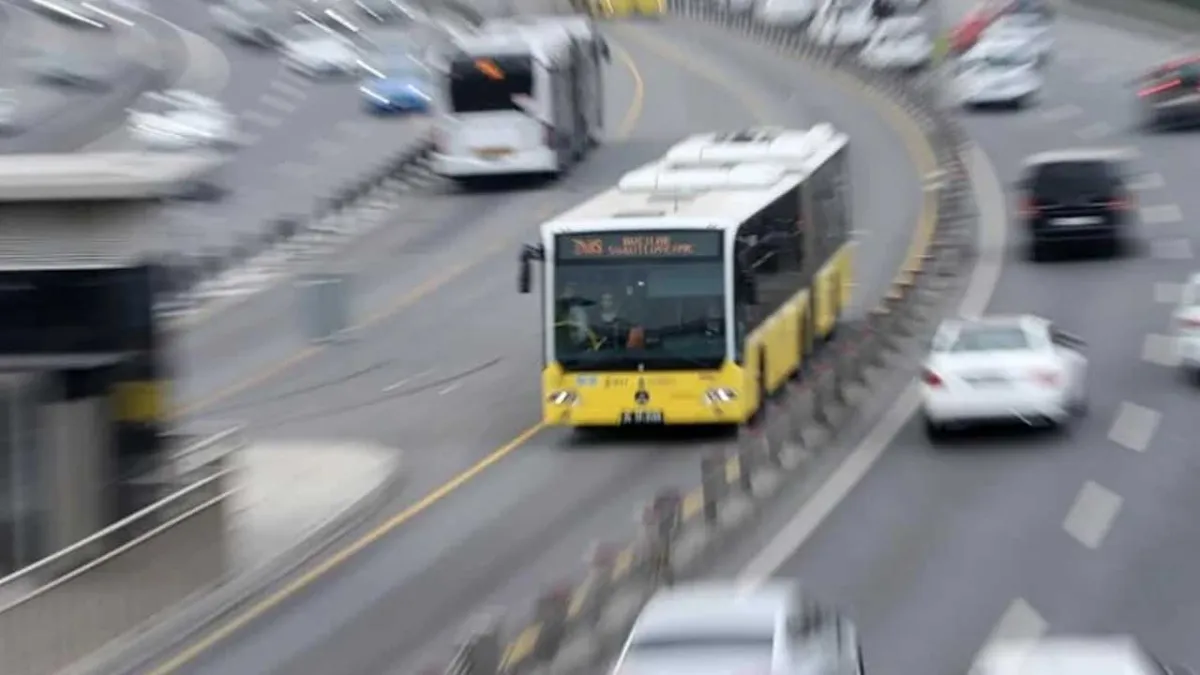 Metrobüs için yeni karar haberinin görseli