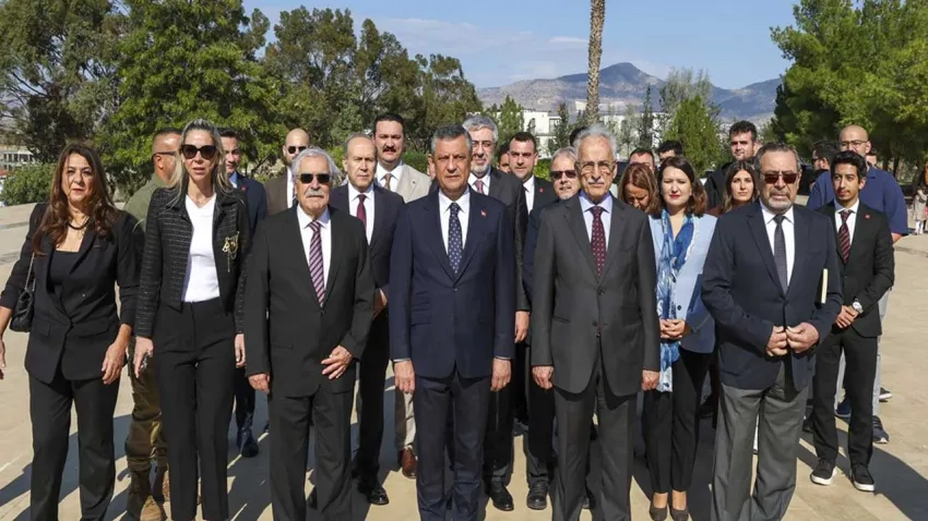 CHP Genel Başkanı Özel, KKTC’de