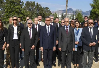 CHP Genel Başkanı Özel, KKTC’de