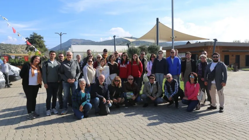 Efes Selçuk’un sırları turist rehberlerine açıldı: Topraktan kültüre deneyim