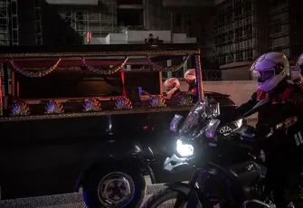 Gürcistan’da düşen uçaktaki şehit askerlerin naaşları adli tıptaki işlemlerinin ardından teslim edildi