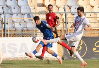 Menemen FK'da oyuncularla, Altay puanlarla ters düştü