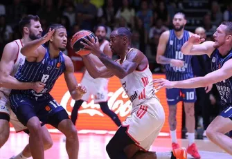 Anadolu Efes, Bayern Münih’i mağlup etti