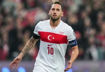 Hakan Çalhanoğlu'dan milli takımda çifte rekor