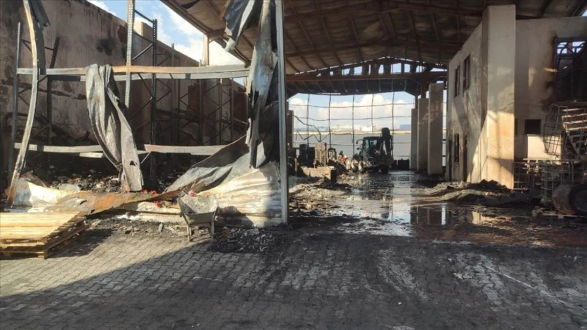 Kocaeli’deki fabrika yangınında can kaybı 7’ye yükseldi haberinin görseli