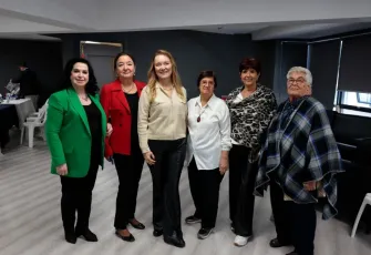 Konak’ta “komşu buluşmaları”na yoğun ilgi: Başkan Mutlu talepleri yerinde dinledi