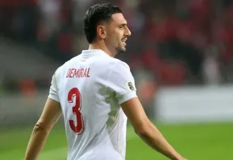 Merih Demiral sakatlandı!