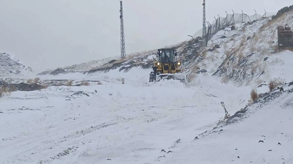 Şırnak'ta kar ve sağanak haberinin görseli
