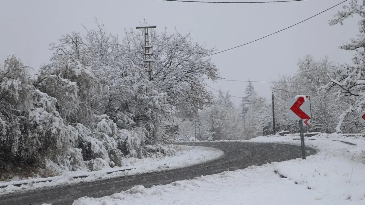 Türkiye’nin bazı bölgelerinde kar yağışı başladı  haberinin görseli
