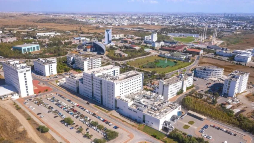 Yakın Doğu Üniversitesi dünyada zirveye tırmandı: Dört alanda ilk 500’e girdi