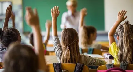 20 milyon öğrenci ara tatilin ardından yarın okula dönüyor