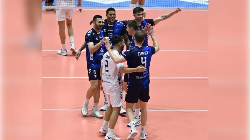 Altekma, evinde Halkbank’a kaybetti  haberinin görseli