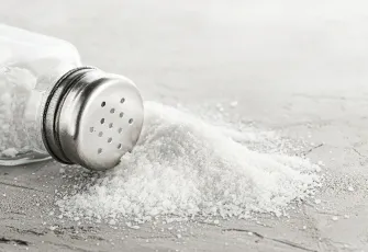 Fazla tuzun vücutta yarattığı 9 büyük tehlike