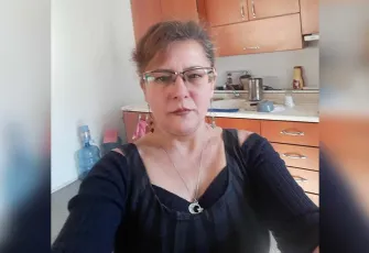 Kedileriyle birlikte hayatını kaybeden Şule Çörekçi toprağa verildi