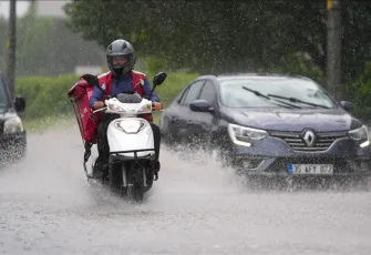 Şemsiyeleri hazırlayın: İzmir’e sağanak geliyor