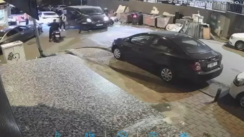 Şişli’de yol verme tartışması kanlı bitti: 2 kişi bıçaklandı