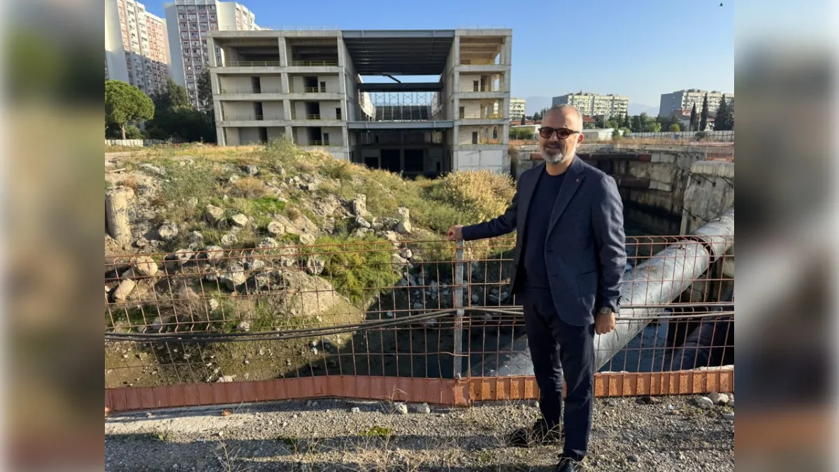 Yıldız’dan Mavişehir Opera Binası incelemesi: İzmir’in Kaynakları Enkazda Çürüyor haberinin görseli