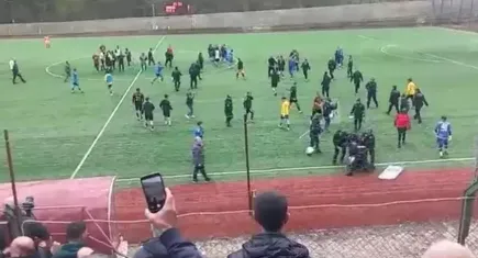 BAL’da derbi gerginliği! Murgul – Rize Atletik maçı devre arasında kavga nedeniyle tatil edildi