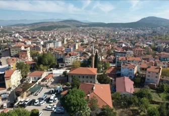 Balıkesir’de yüksek katlı binalarda traşlama ve kat düşürme çalışması başlatıldı