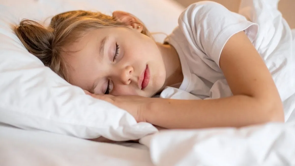 Çocuğunuz gece boyunca üstünü açıyorsa endişelenmeyin: Uzmanlar nedenini açıkladı haberinin görseli