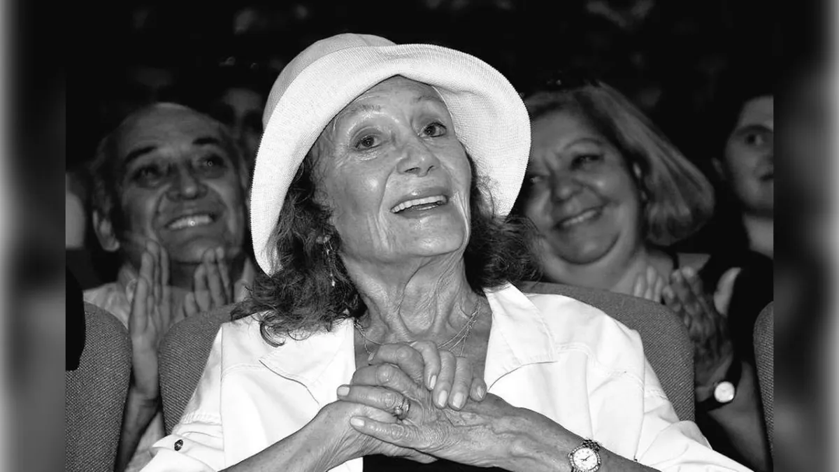 Önal ve Eşki Türk tiyatrosunun efsanevi ismi Yıldız Kenter’i andı haberinin görseli