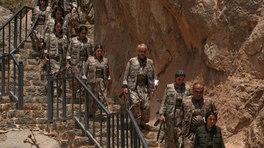 PKK'dan kritik çekilme duyurusu haberinin görseli