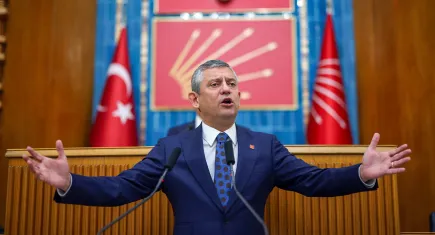 CHP lideri Özgür Özel'den İBB duruşması için canlı yayın çağrısı