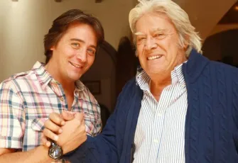 Cüneyt Arkın'ın oğlu Survivor’da! Murat Arkın kimdir?