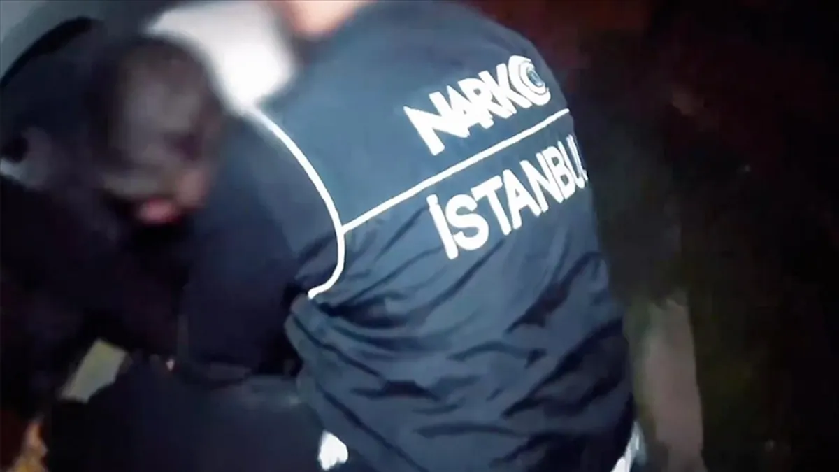 İstanbul’da yasaklı madde operasyonu: 9 şüpheli gözaltında haberinin görseli