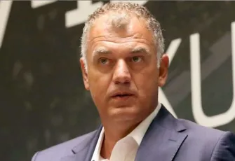 Karşıyaka’da Nihat Mala ile yolar ayrıldı