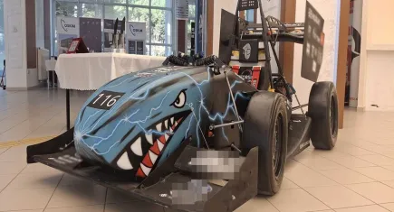  Uludağ Üniversitesi öğrencilerinden rekor hedef: Yerli elektrikli yarış aracı 'UR-06E', dünyaya meydan okuyor!