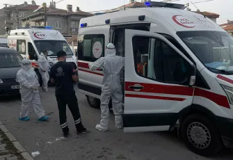 Bir zehirlenme haberi de Afyon’dan: Anne ve 3 çocuğu hastanelik oldu