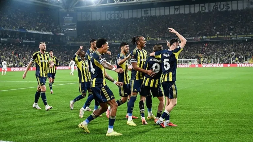 Fenerbahçe Avrupa kaderinin eşiğinde: Ferencváros sınavı öncesi kritik viraj! haberinin görseli