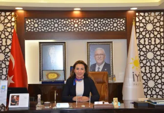 İYİ Partili Doğan’dan Büyükşehir’e ‘enkaz devraldık’ eleştirisi: İzmir günü geçiriyor!