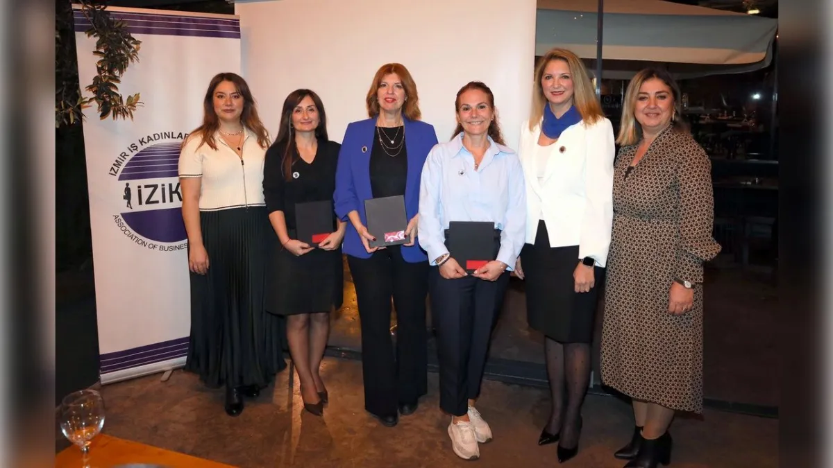 İZİKAD üyeleriyle buluştu: MEDSPARC Uluslararası İş Zirvesi için son hazırlıklar tamam haberinin görseli