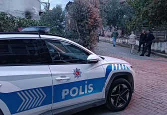 İzmir haber: Kanser hastası baba engelli kızını pompalı tüfekle öldürüp, intihar etti