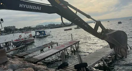 Kaçak barınak ve iskeleler kaldırıldı, tekne sahipleri çözüm bekliyor