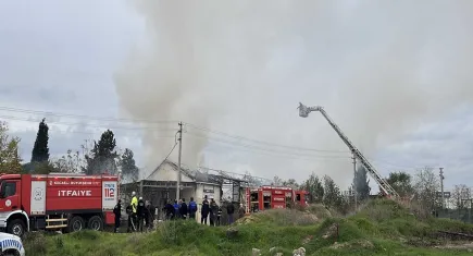 Kocaeli'de fabrika yangını