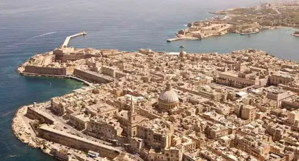 Malta, Akdeniz’in gizli cenneti: 300 gün güneş, düşük vergi ve yükselen turizm