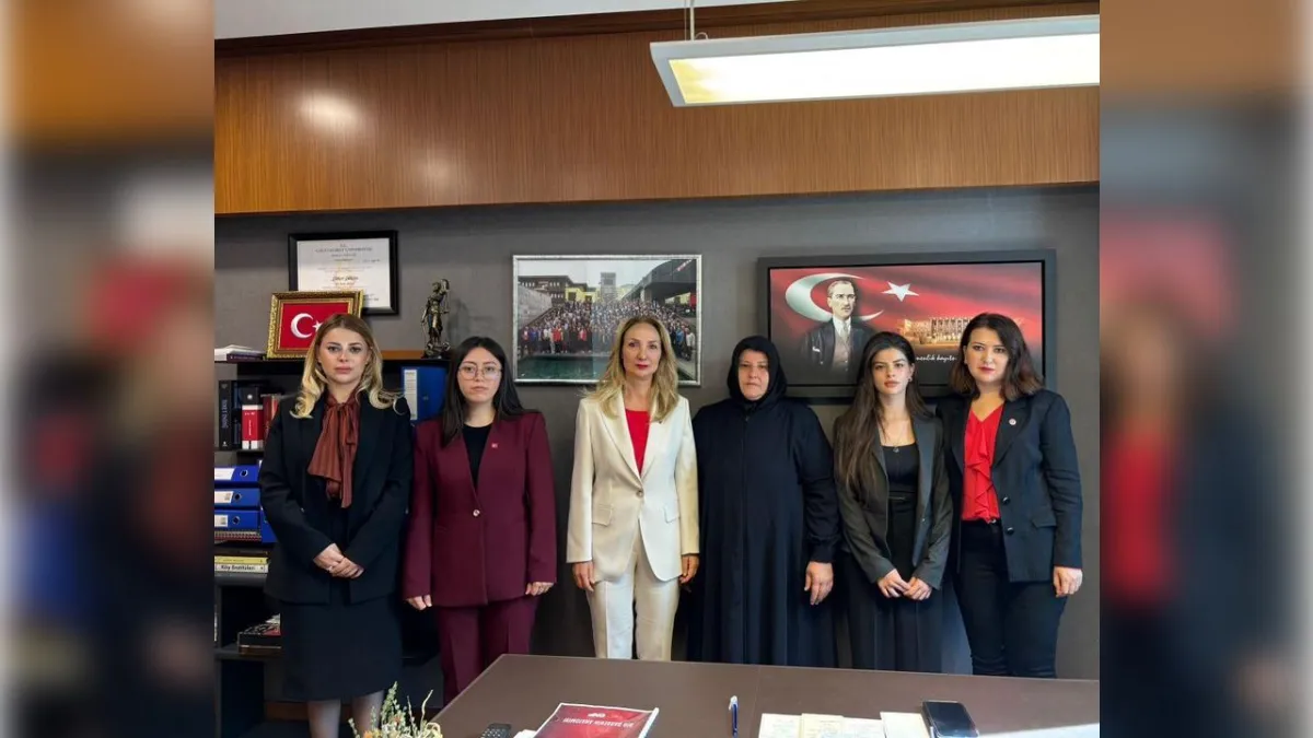 Önce Çocuklar ve Kadınlar Derneği’nden TBMM’de Ayşe Tokyaz için adalet çağrısı haberinin görseli