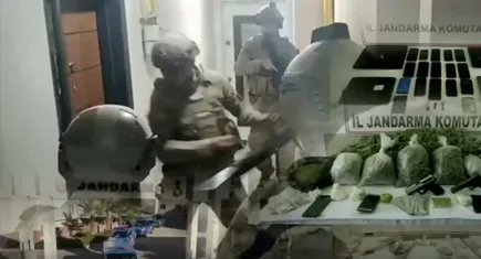 Organize suç örgütlerine şafak baskını: 106 şüpheli yakalandı