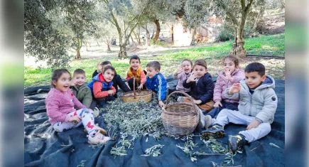 Seferihisar'da çocuklardan örnek dayanışma projesi