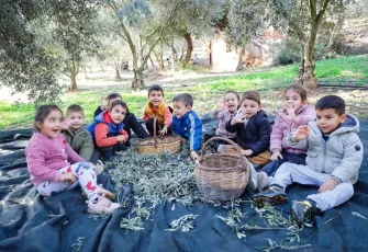 Seferihisar'da çocuklardan örnek dayanışma projesi
